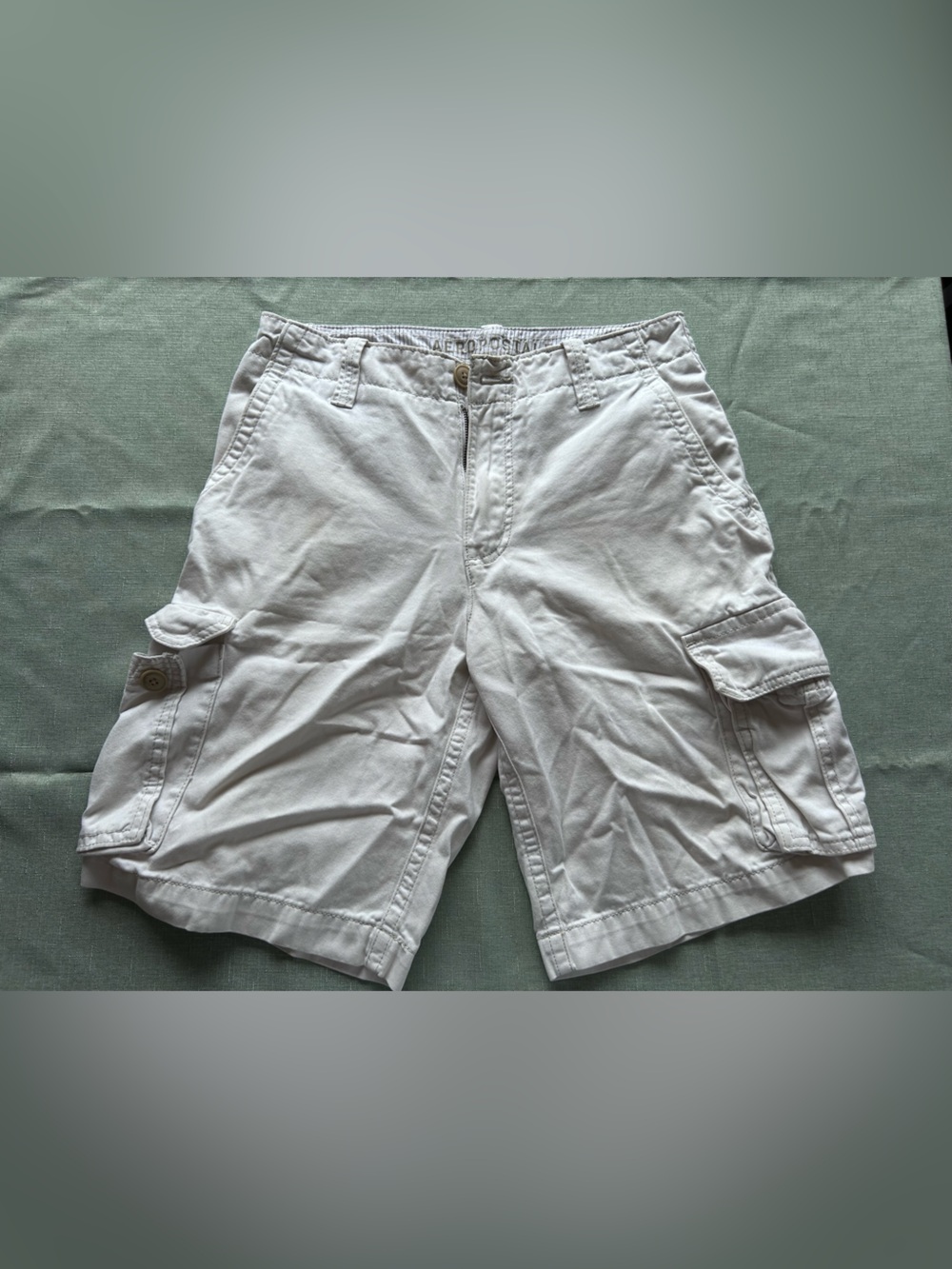 Aeropostale White Cargo Shorts for Men